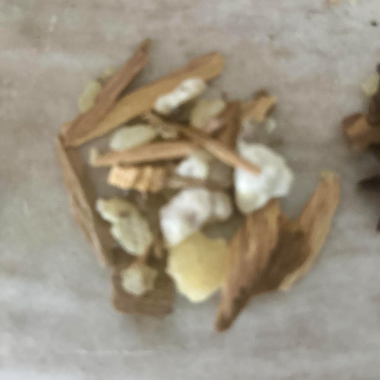 Amae Incense Pure Copal Resin Palo Santo Combo 119 oz